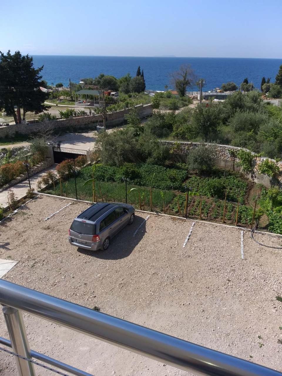Hotel Afrodite Dhërmi Buitenkant foto