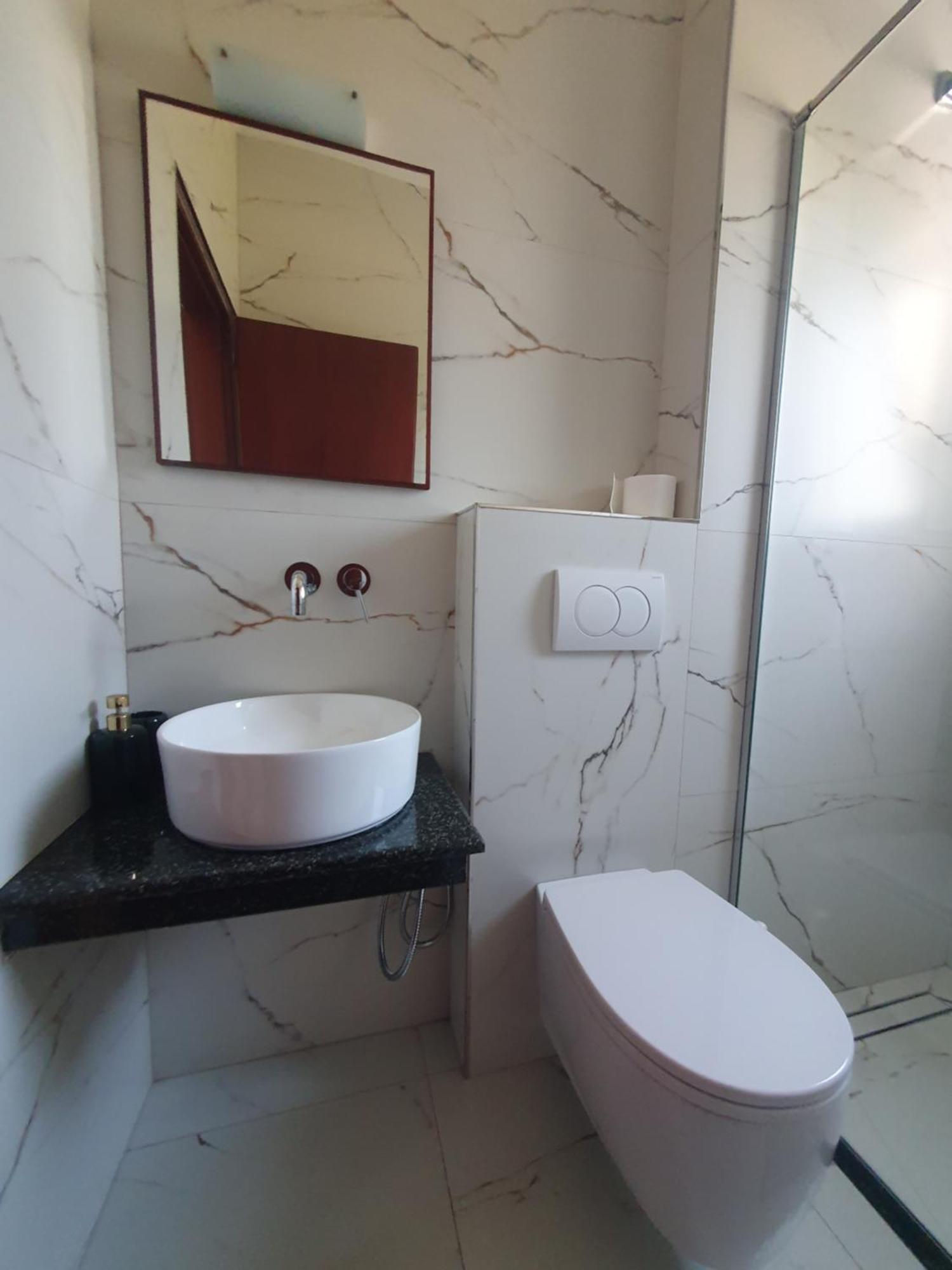 Hotel Afrodite Dhërmi Buitenkant foto