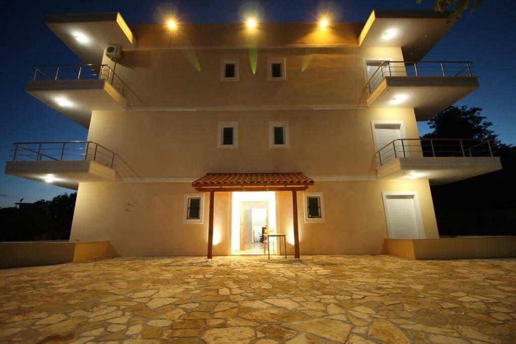 Hotel Afrodite Dhërmi Buitenkant foto